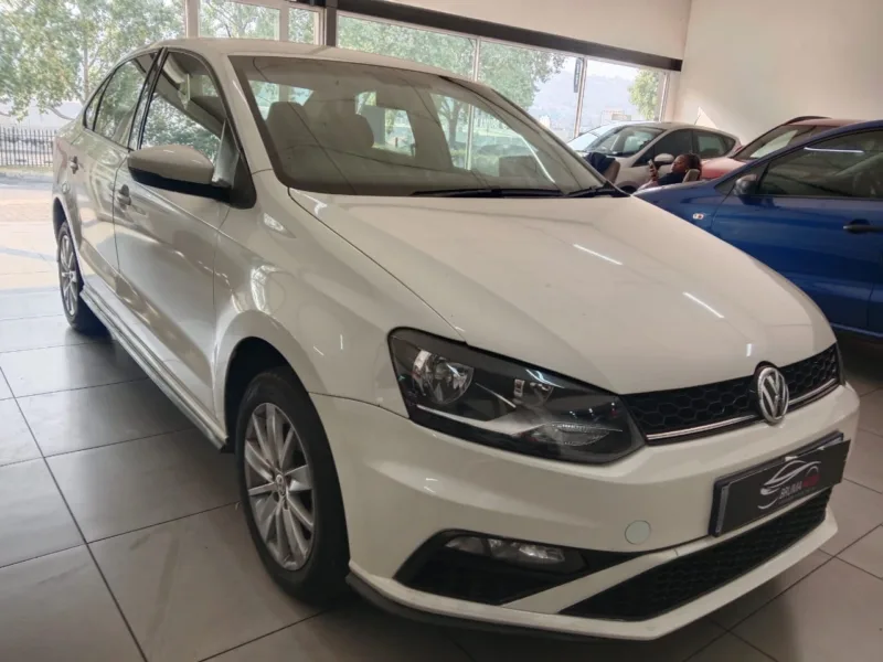 2021 Polo 6 sedan 1,6