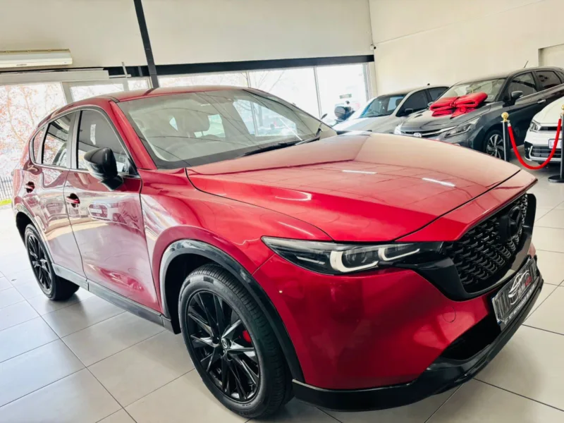 2021 Madza CX5 2,0 Skyactive 61000km  Service history  Reverse camera